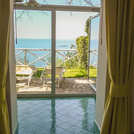 Bacio Del Sole Bed and Breakfast Ποζιτάνο