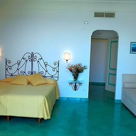 Bacio Del Sole 4*