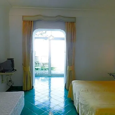 Bacio Del Sole Bed & Breakfast Positano