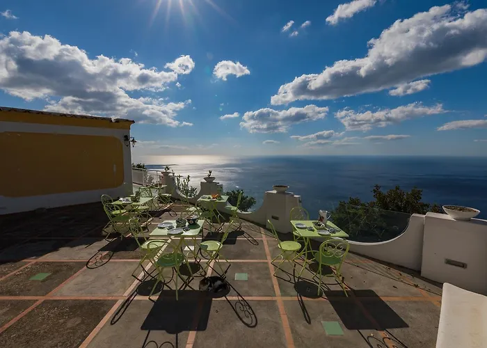 Bacio Del Sole Bed & Breakfast Positano