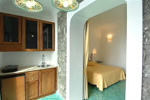 Bacio Del Sole Bed & Breakfast 4*