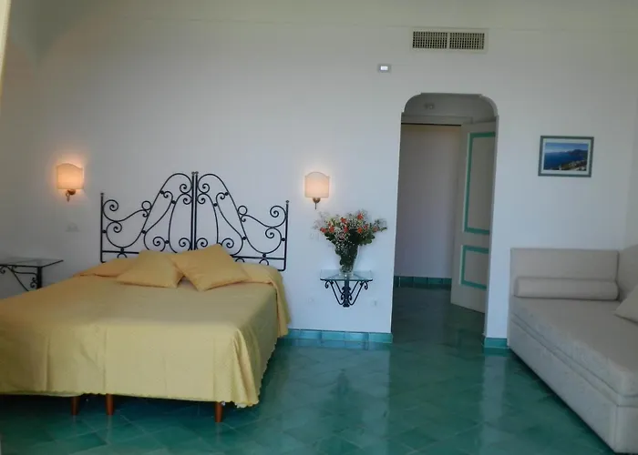 Bed & Breakfast Bacio Del Sole 4*