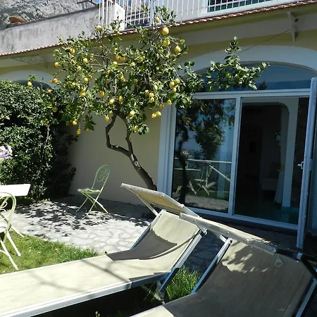 Bed & Breakfast Bacio Del Sole 4*